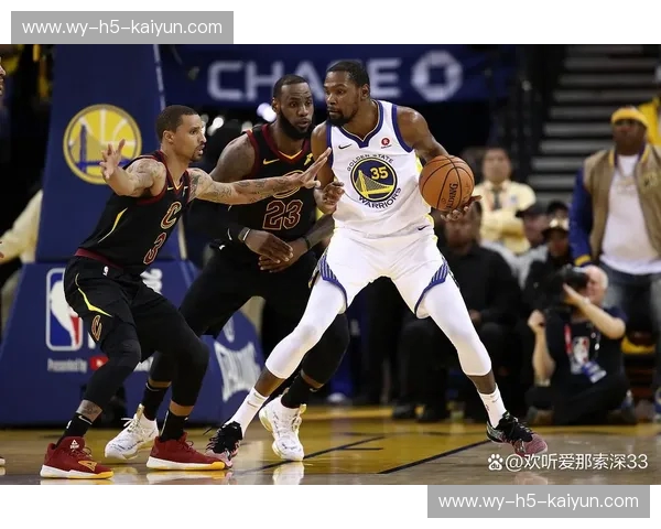 硝烟弥漫的篮球画卷：骑士与勇士，照片背后的史诗对决